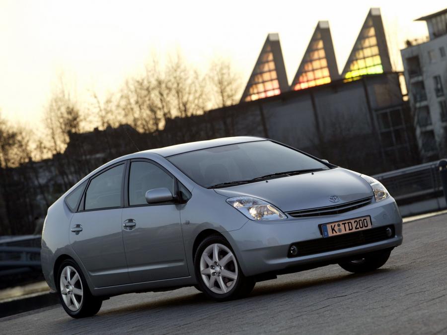  Toyota Prius 2003 года  (фото 23 из 30)